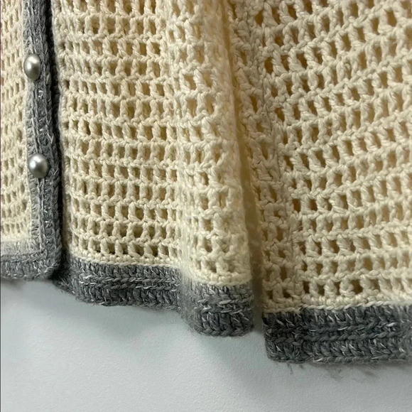 Vintage Handmade Crochet Women's Sweater Cottage Knit Buttons Cozy Warm Medium - Picture 5 of 11